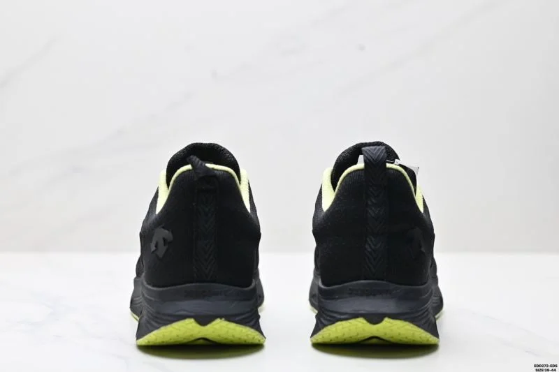 StreetReady Descente Shoes 3567