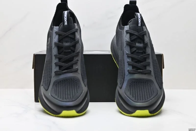 Descente Shoes SmoothTexture 3564