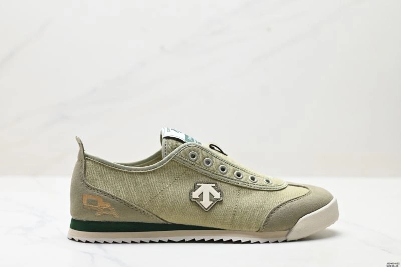 Stretchable Descente Shoes 2527
