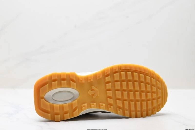 Descente Shoes Sustainable 2532