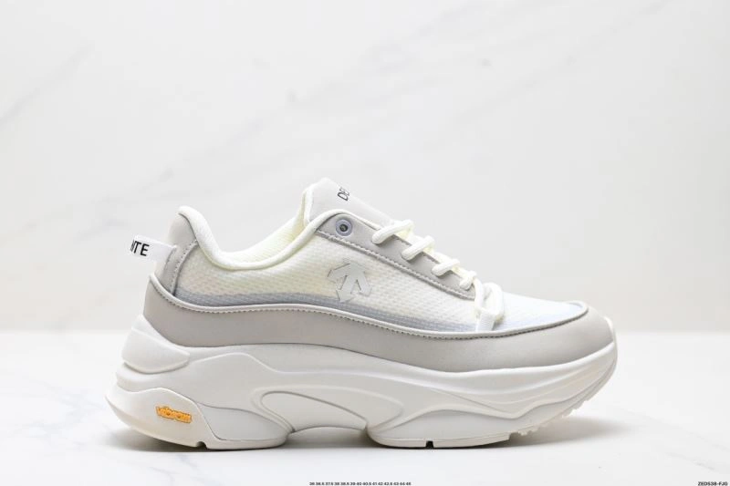 Breathable Descente Shoes 2508