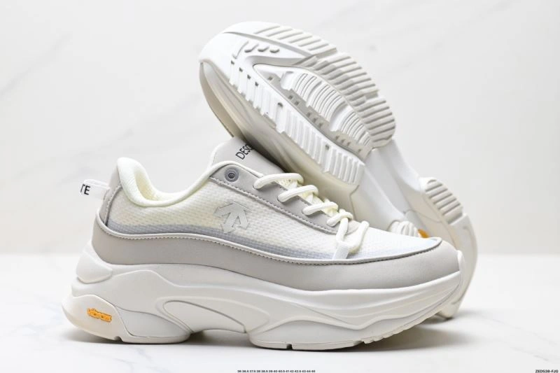 Breathable Descente Shoes 2508