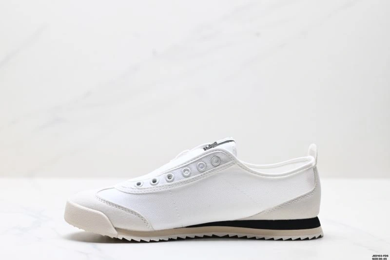 Colorful Descente Shoes 2497