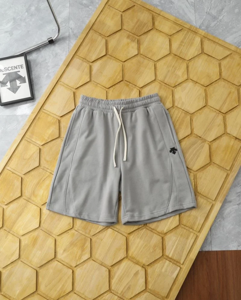 Sophisticated Descente Short Pants 163022