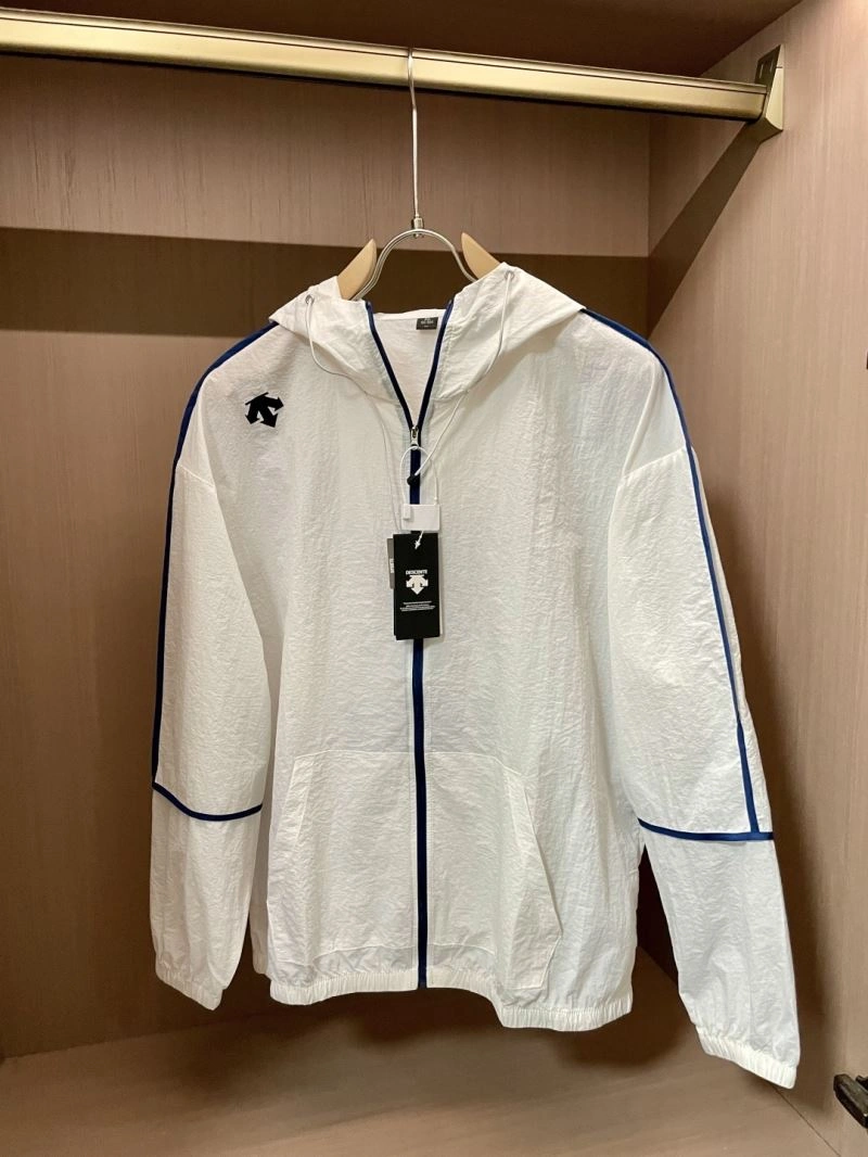 Unique Descente Sunscreen Jacket 160833