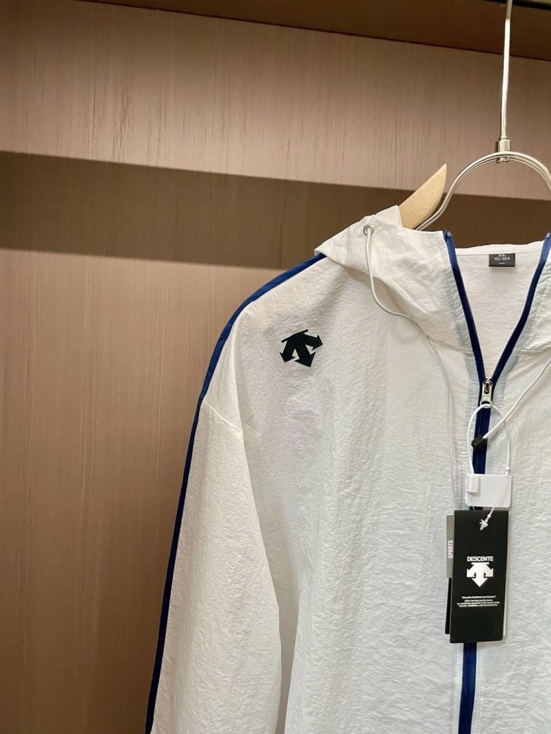 Unique Descente Sunscreen Jacket 160833