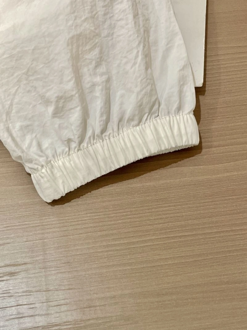 Unique Descente Sunscreen Jacket 160833