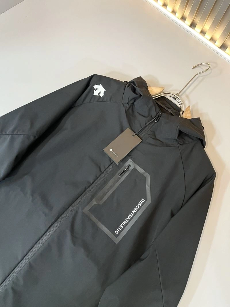 Contemporary Descente Sunscreen Jacket 159654