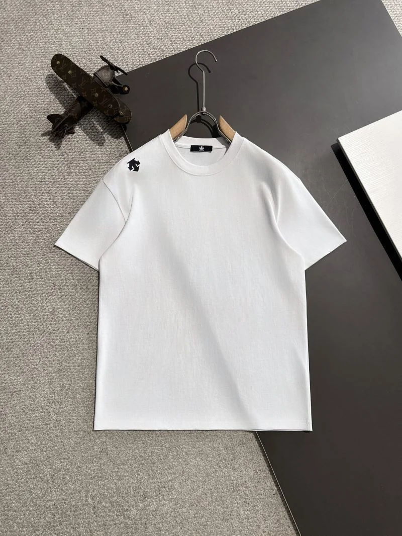 Descente T-Shirts Cozy 163789