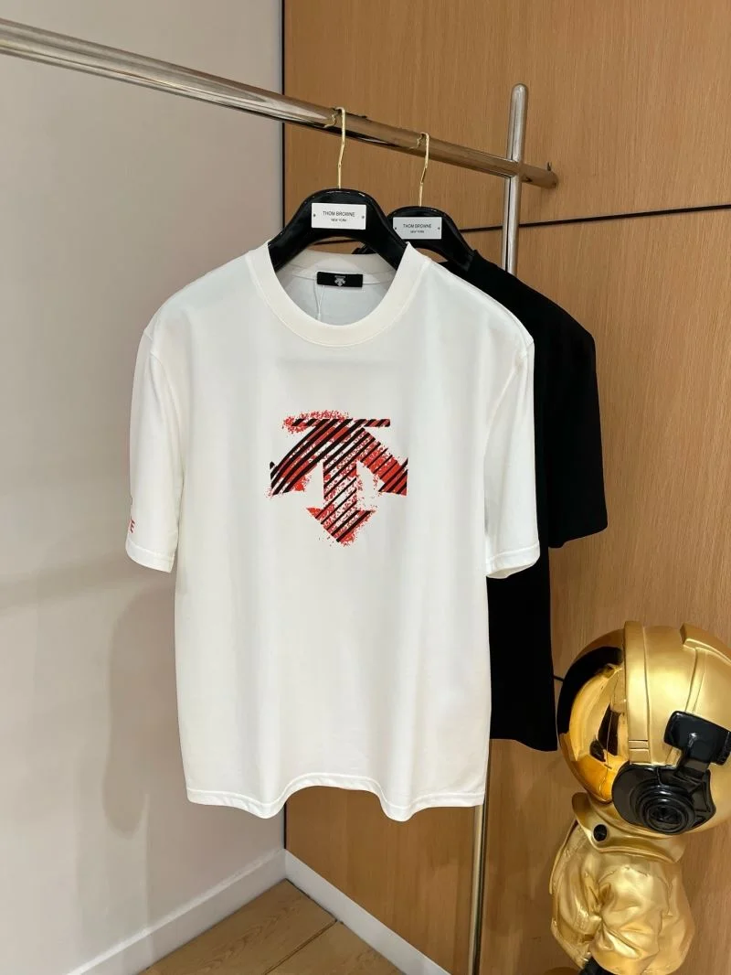 Descente T-Shirts Unique 162977