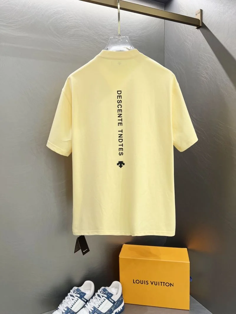 Comfortable Descente T-Shirts 163024