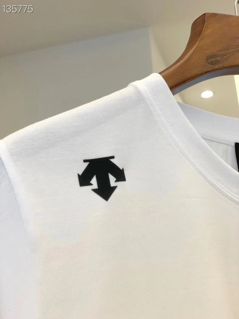 Descente T-Shirts SunProtective 161884