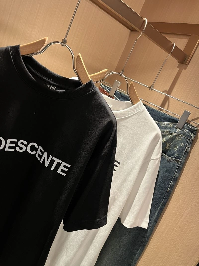 Attractive Descente T-Shirts 161856