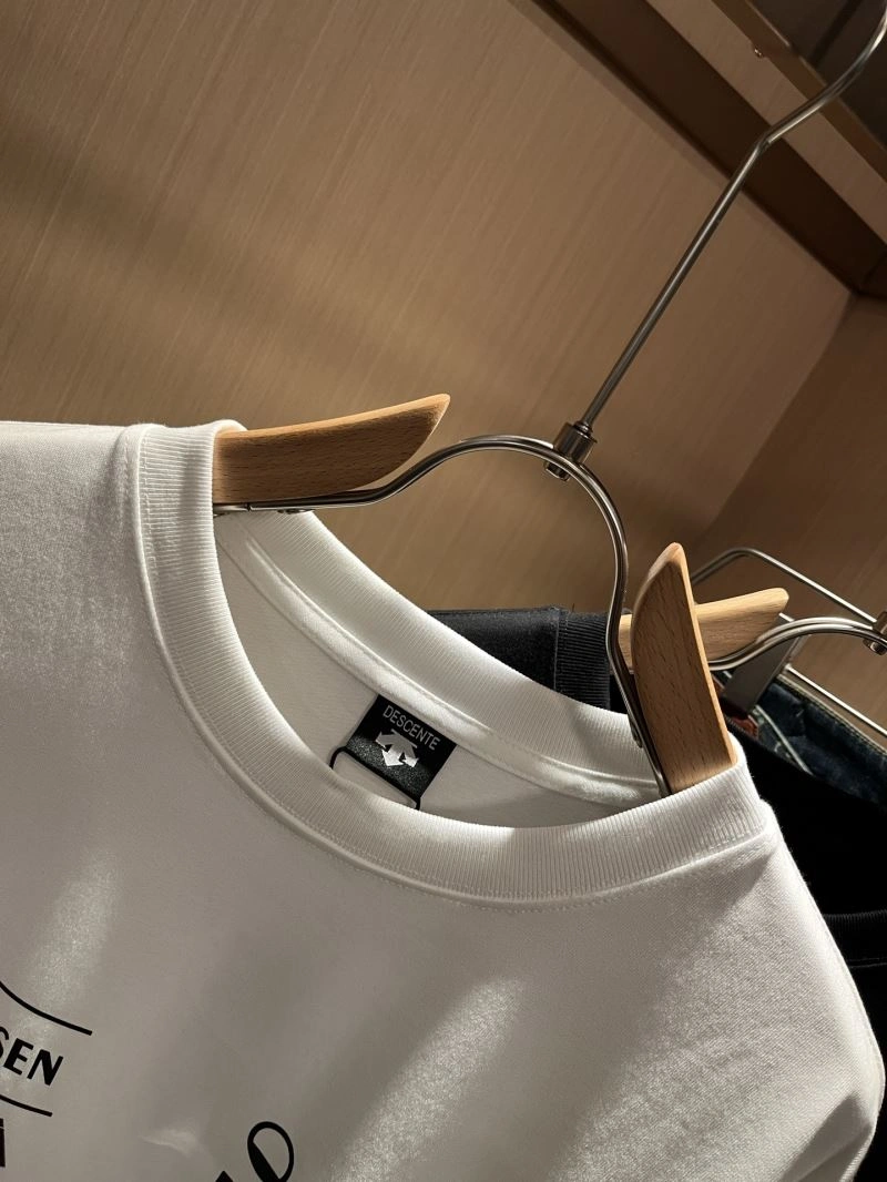 Descente T-Shirts Trendsetting 161883