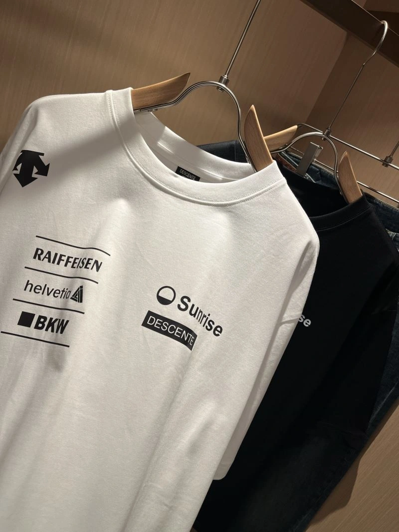 Descente T-Shirts Trendsetting 161883