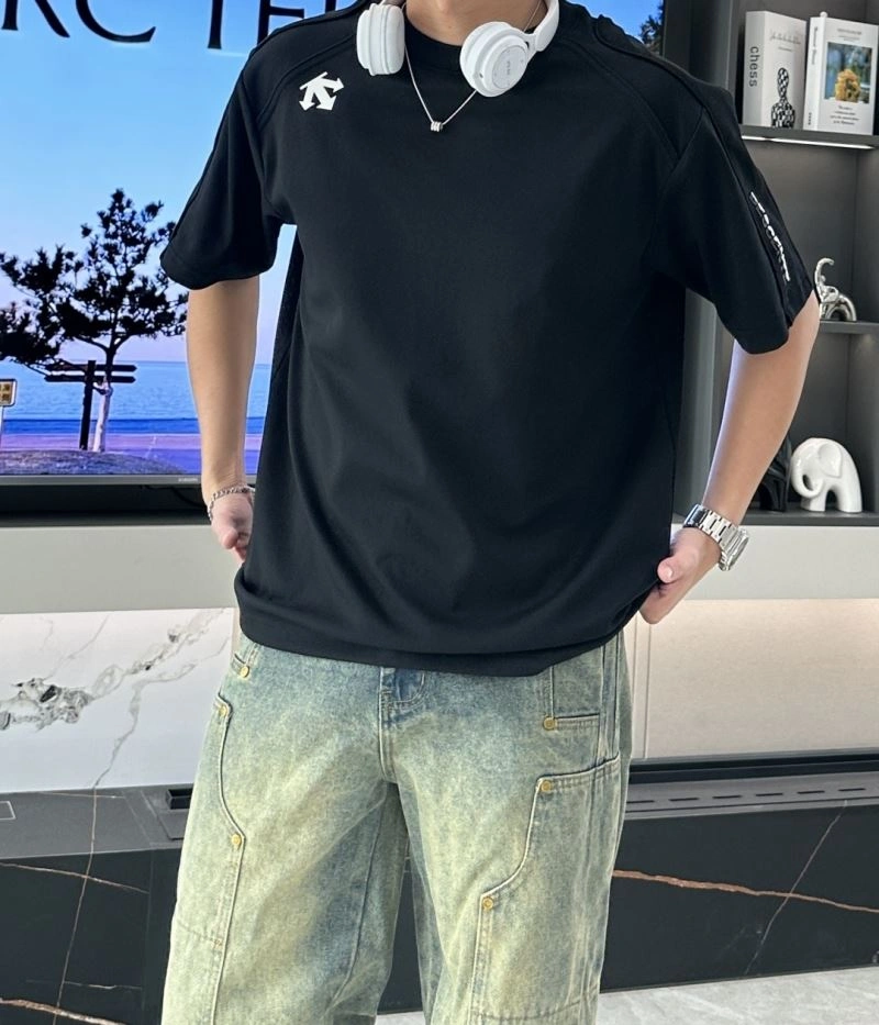 Upgraded Descente T-Shirts 160867