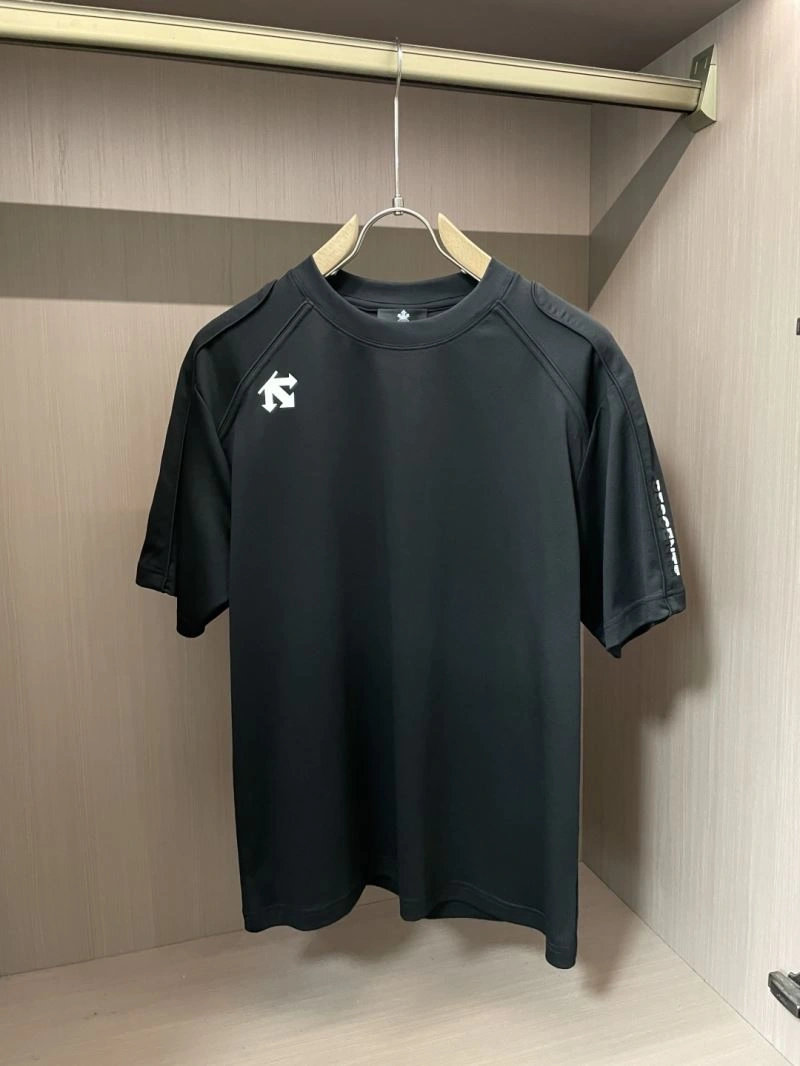 Upgraded Descente T-Shirts 160867