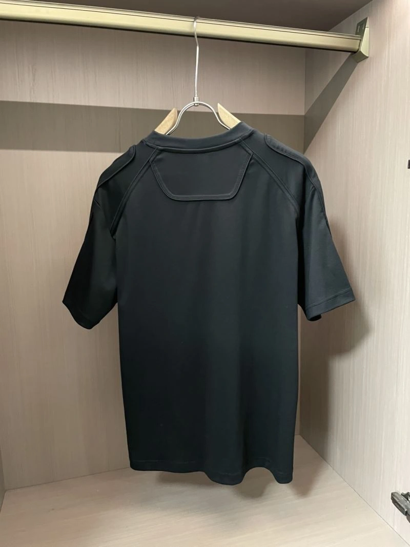 Upgraded Descente T-Shirts 160867