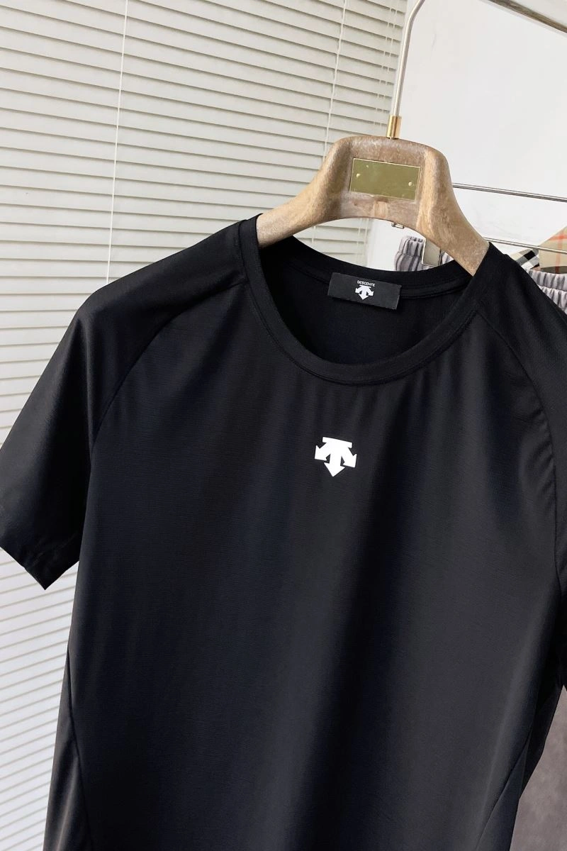 Descente T-Shirts WaterResistant 160818