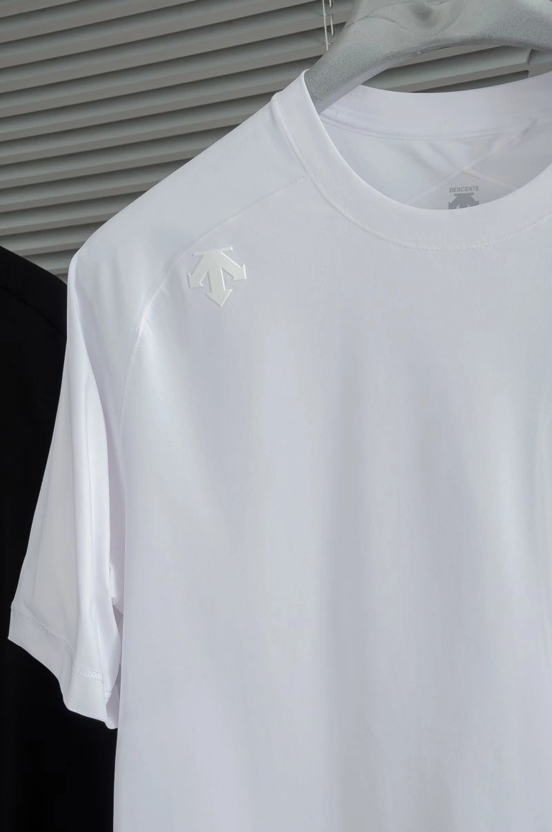 Descente T-Shirts Contemporary 159697