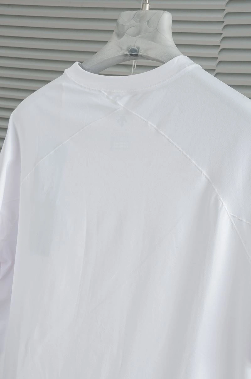 Descente T-Shirts Contemporary 159697