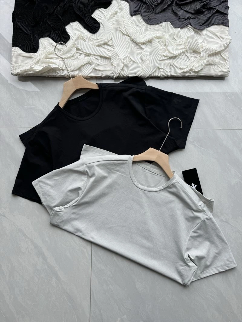 Descente T-Shirts Practical 159645