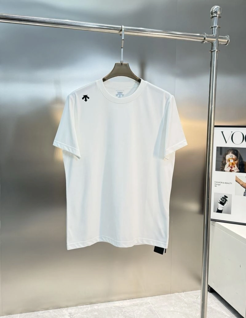 Descente T-Shirts SportInspired 158588