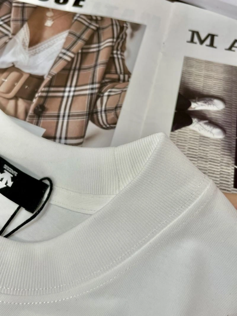 Descente T-Shirts Chic 158591