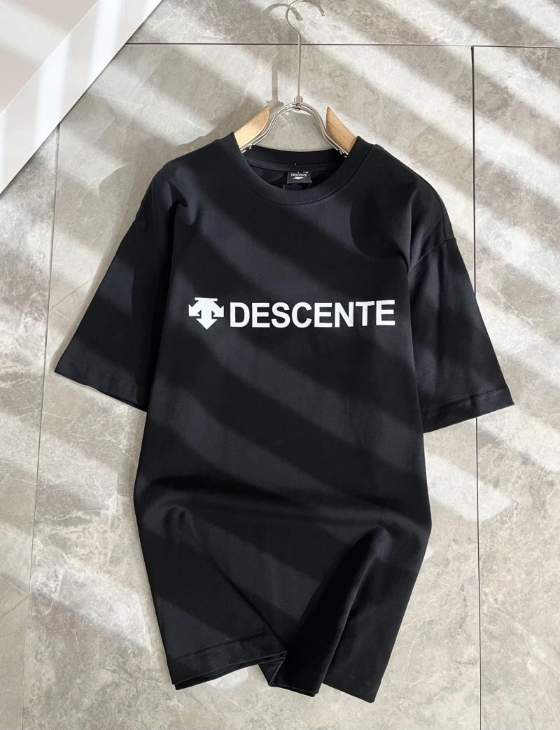 Descente T-Shirts Casual 158625