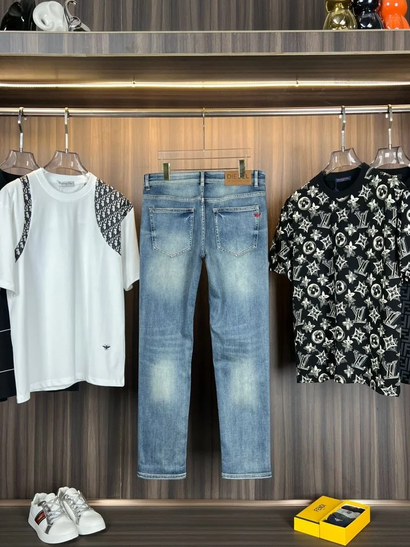 Contemporary Diesel Jeans 163013