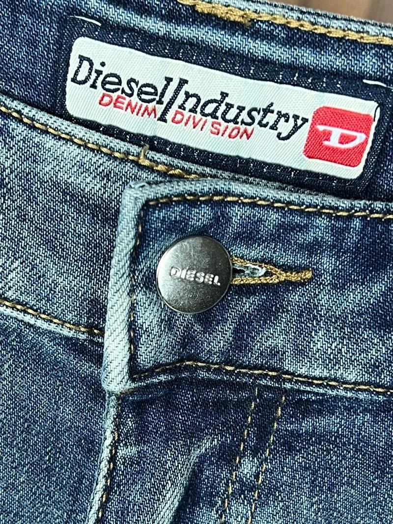 Contemporary Diesel Jeans 163013