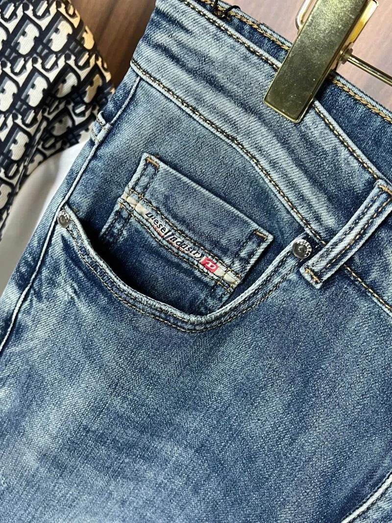 Contemporary Diesel Jeans 163013