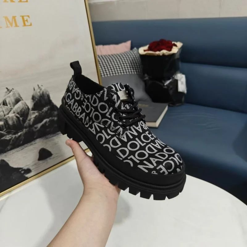 Minimalist Dolce Gabbana Boots 22936