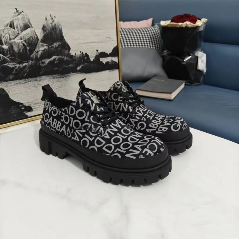Minimalist Dolce Gabbana Boots 22936