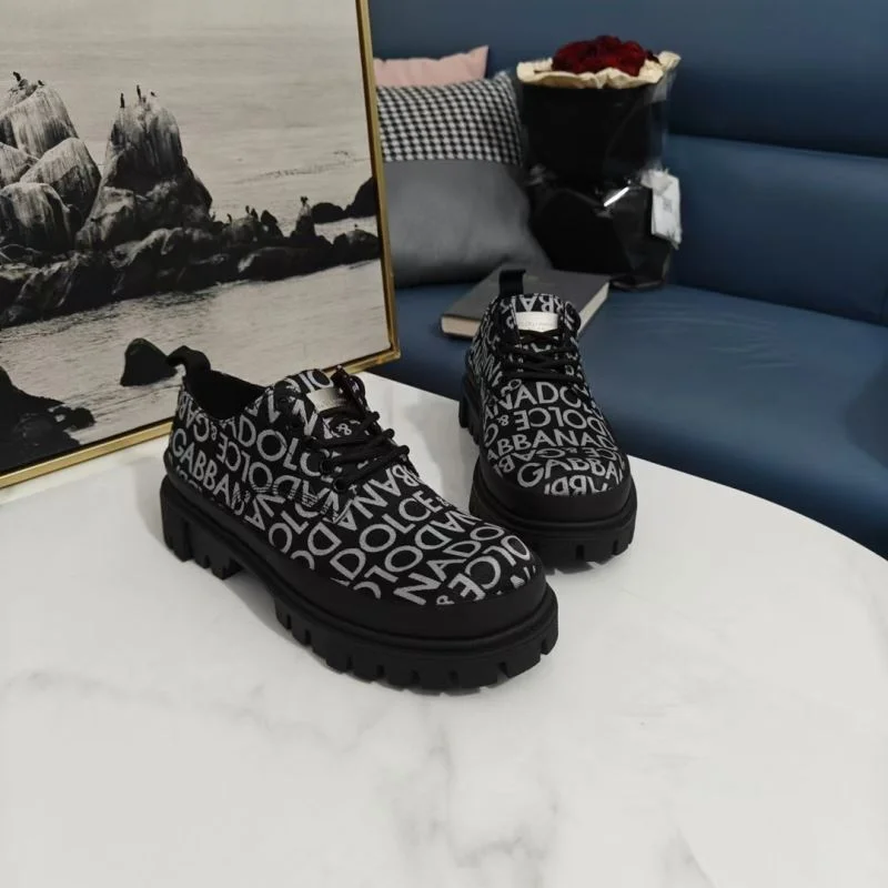 Minimalist Dolce Gabbana Boots 22936