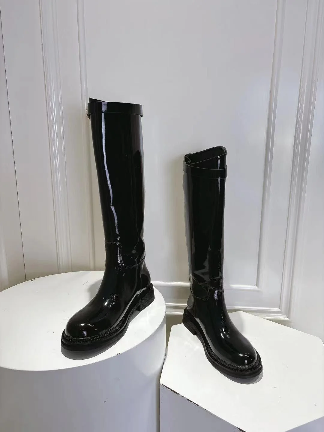 Dolce Gabbana Boots Attractive 23020