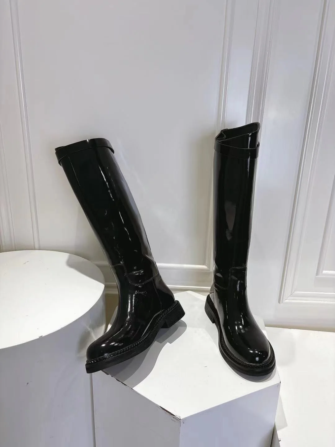 Dolce Gabbana Boots Attractive 23020