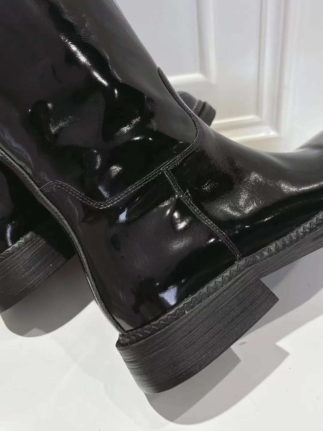 Dolce Gabbana Boots Attractive 23020
