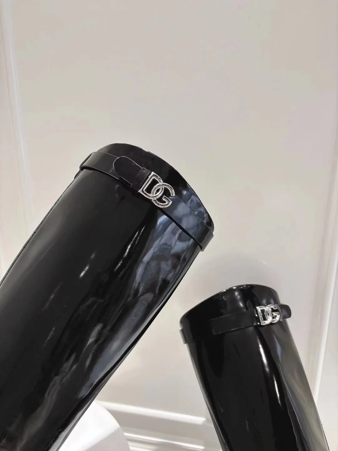 Dolce Gabbana Boots Attractive 23020