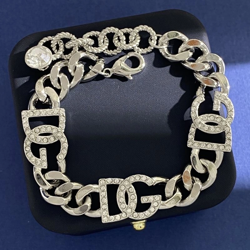 EyeCatching Dolce Gabbana Bracelets 212638