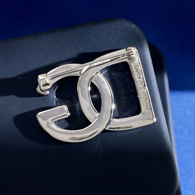 Modern Dolce Gabbana Brooches 209370