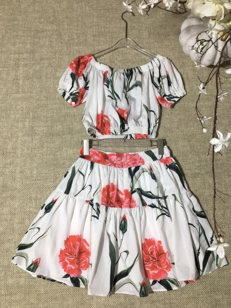 Chic Dolce Gabbana Dress Suits 119301