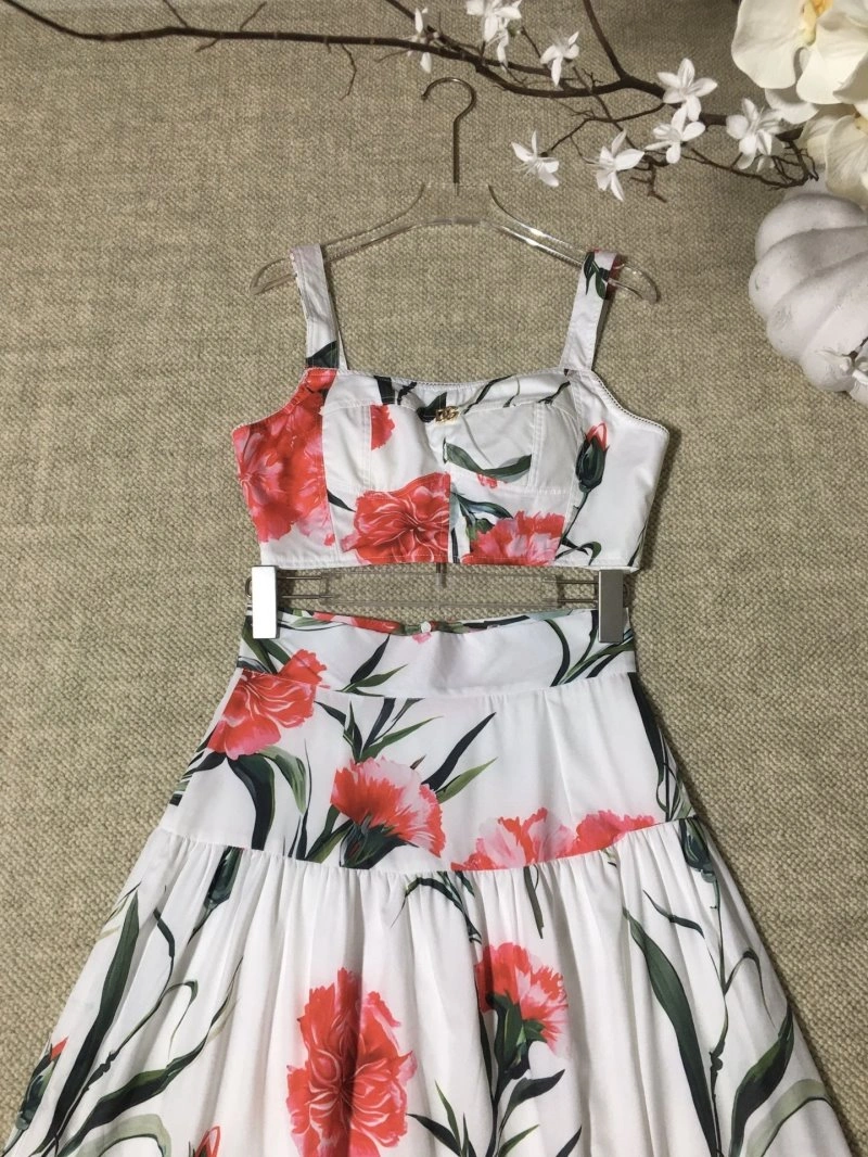 Elegant Dolce Gabbana Dress Suits 119298