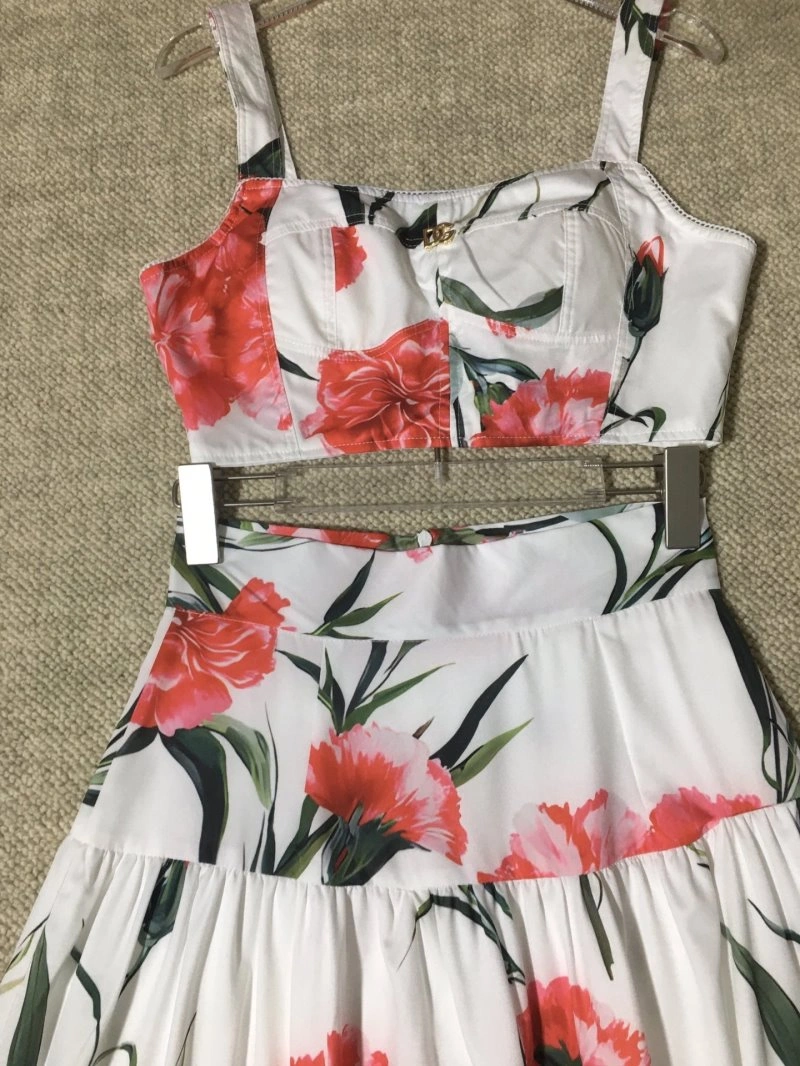 Elegant Dolce Gabbana Dress Suits 119298