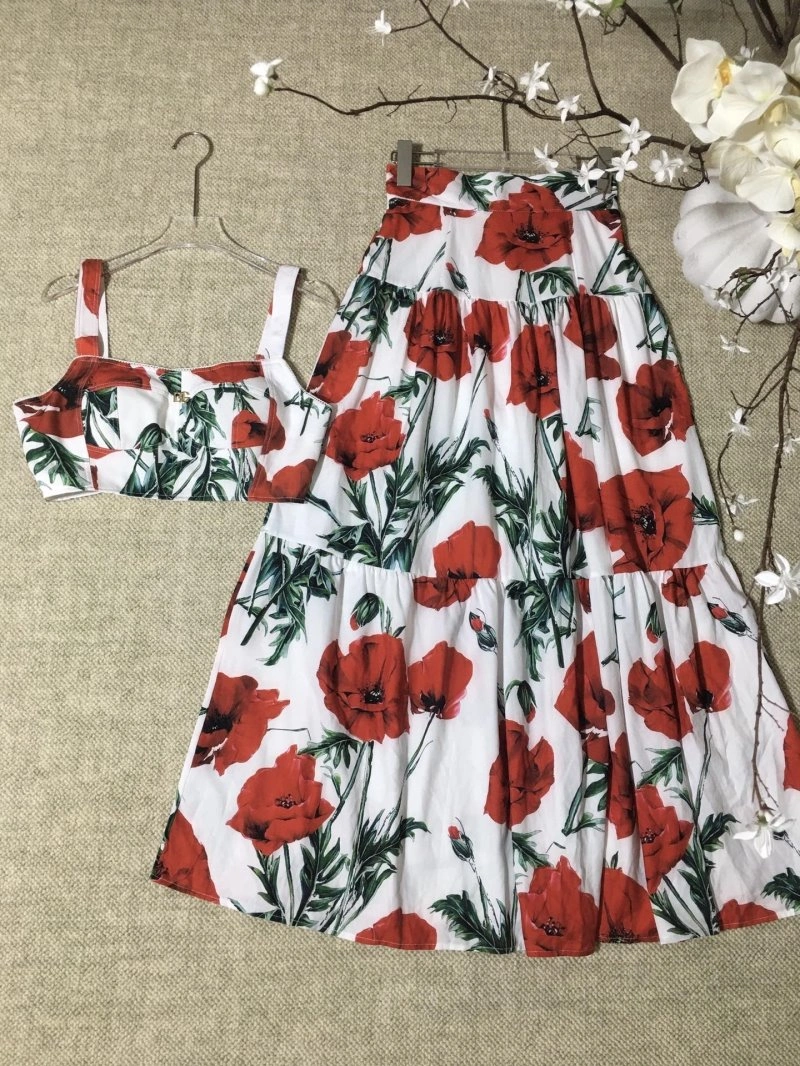 Sophisticated Dolce Gabbana Dress Suits 119295
