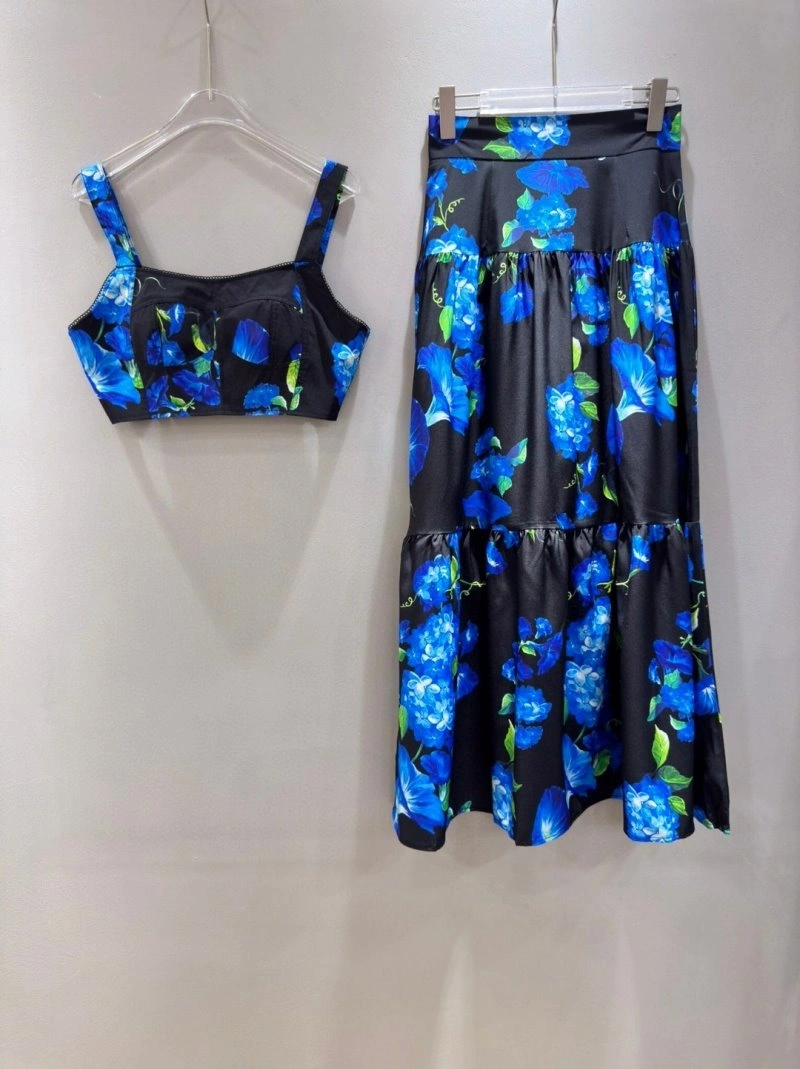 Fashionable Dolce Gabbana Dress Suits 119286