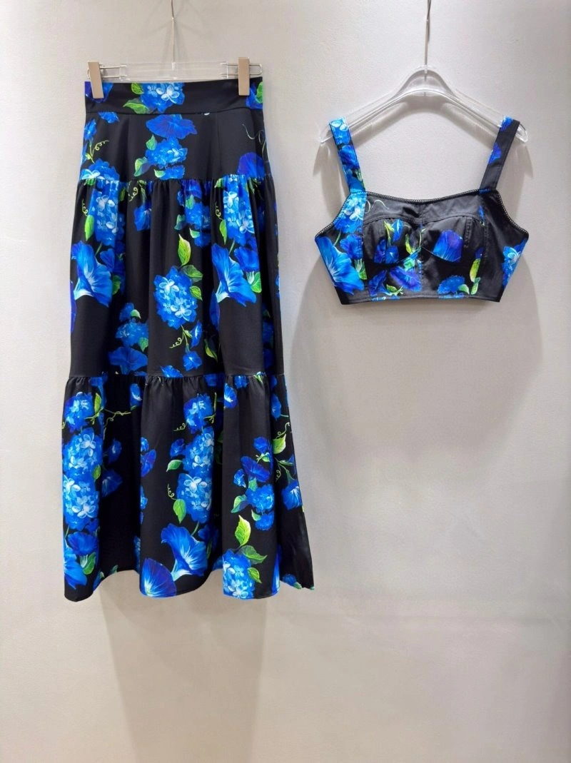 Fashionable Dolce Gabbana Dress Suits 119286