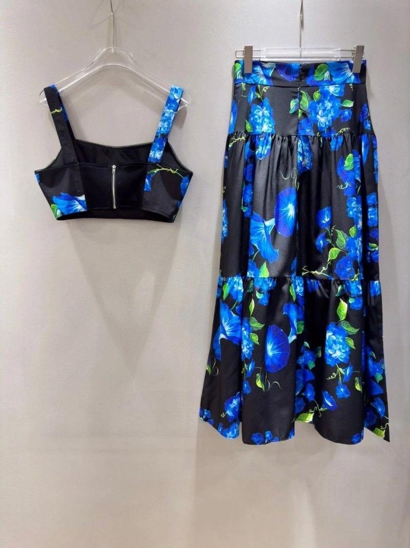 Fashionable Dolce Gabbana Dress Suits 119286