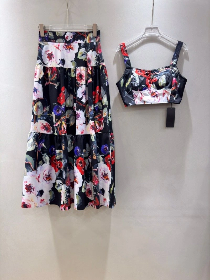 GoAnywhere Dolce Gabbana Dress Suits 119276
