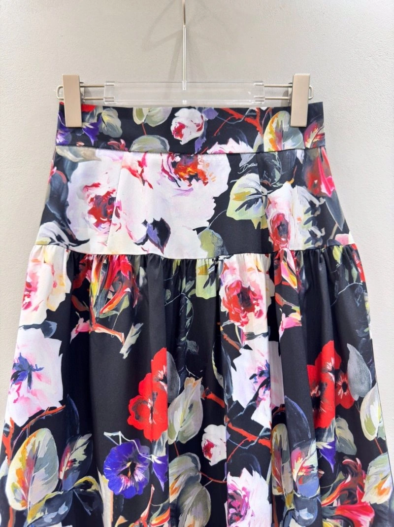 GoAnywhere Dolce Gabbana Dress Suits 119276